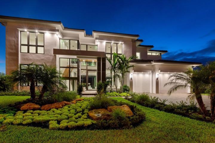 LITTLE HARBOR ON THE HILLSBORO - Residential