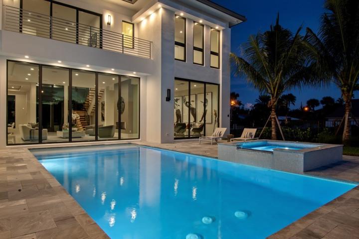 LITTLE HARBOR ON THE HILLSBORO - Residential