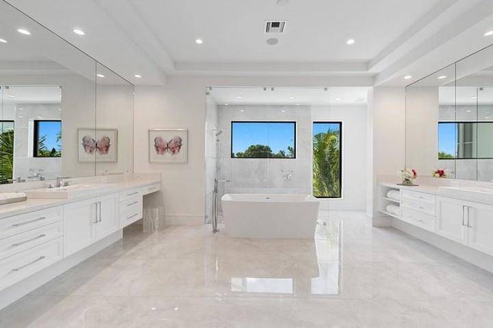 LITTLE HARBOR ON THE HILLSBORO - Residential