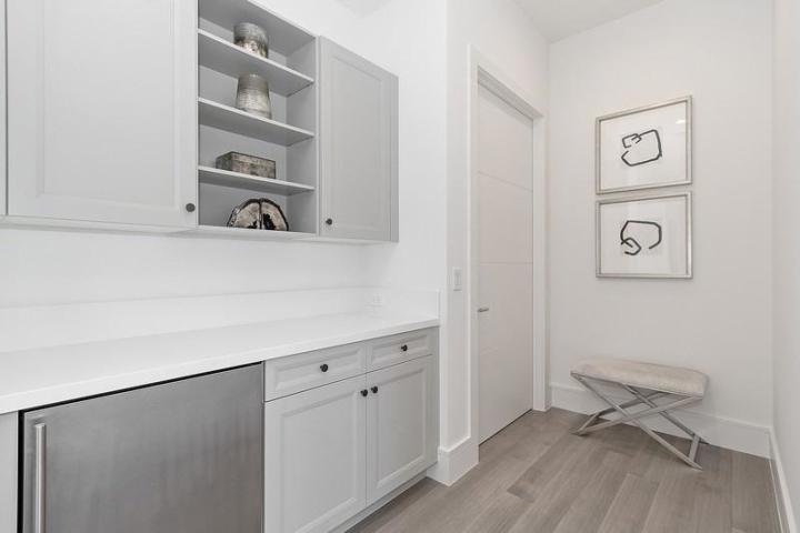 LITTLE HARBOR ON THE HILLSBORO - Residential