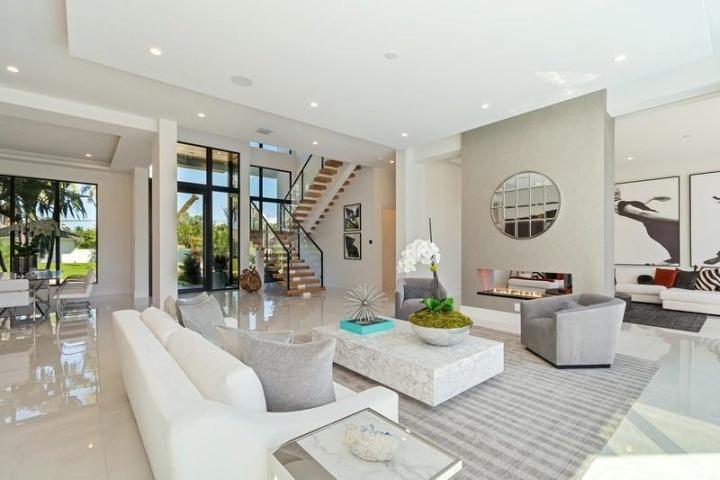 LITTLE HARBOR ON THE HILLSBORO - Residential