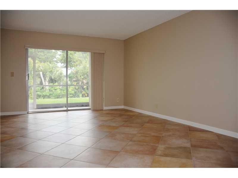 HOLIDAY VILLAGE - Residential