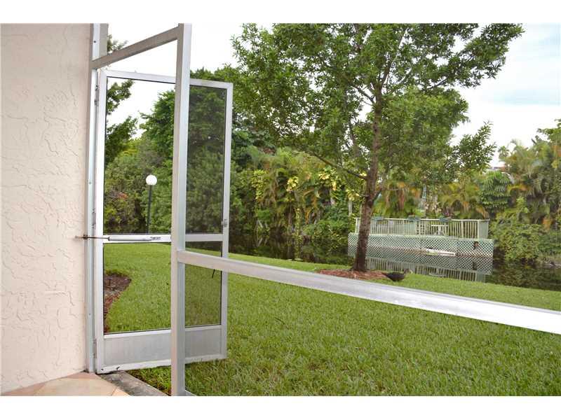 HOLIDAY VILLAGE - Residential