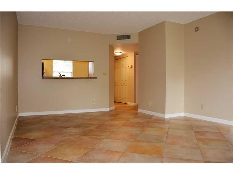 HOLIDAY VILLAGE - Residential