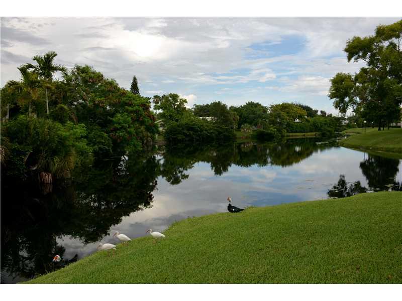 HOLIDAY VILLAGE - Residential