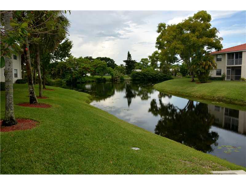 HOLIDAY VILLAGE - Residential