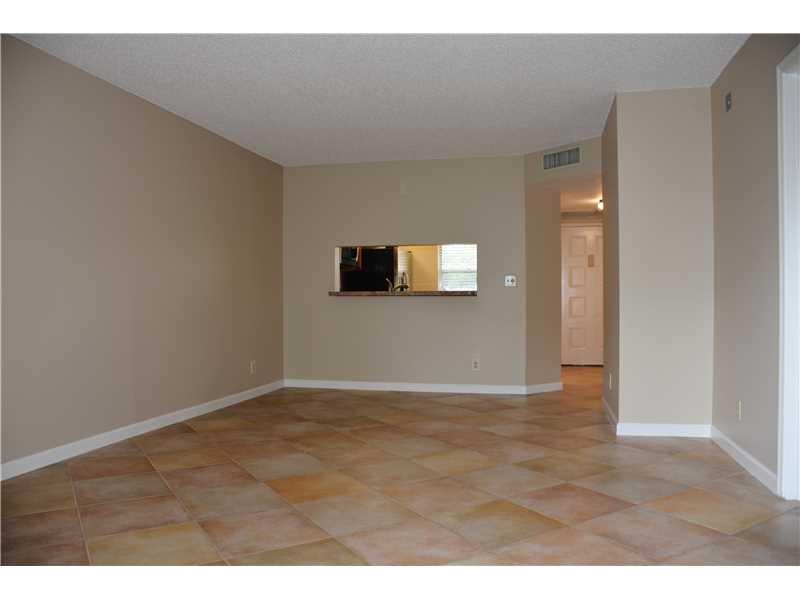 HOLIDAY VILLAGE - Residential