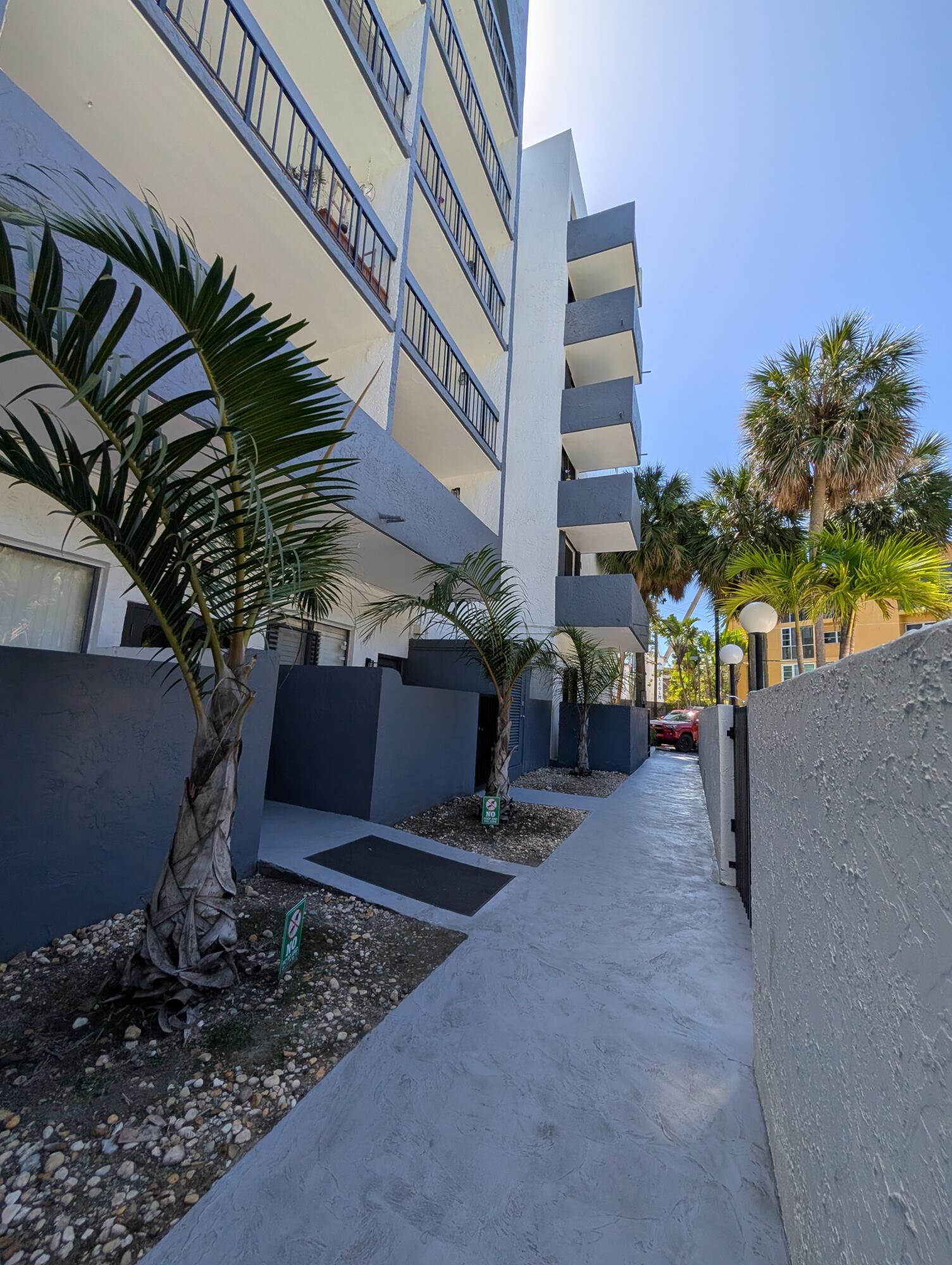 TIGERTAIL BAY CONDO - Residential Lease