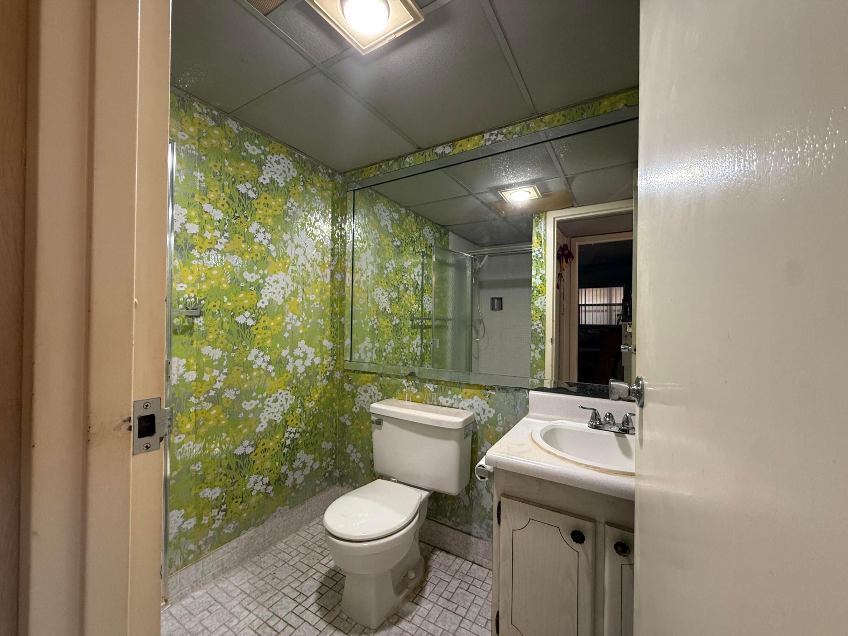 KINGS POINT MONACO CONDOS - Residential