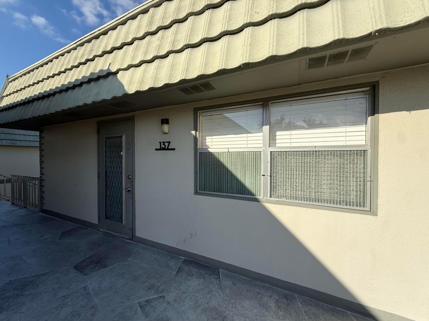 Best value opportunity. Light and Bright 2 bedroom 2 bathroom with garden balcony views.  15 Minute drive to the beach.