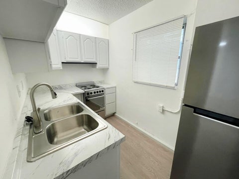 Tiny photo for 840 NW 33 Street, Oakland Park, FL 33309 (MLS # B26023030)