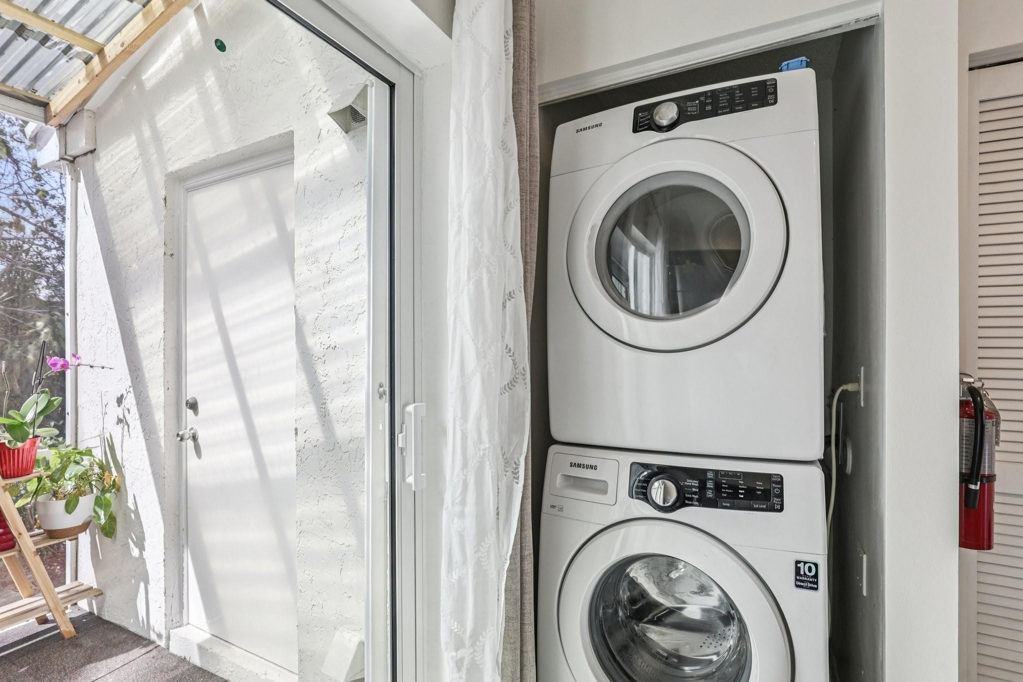 SANIBEL - Residential