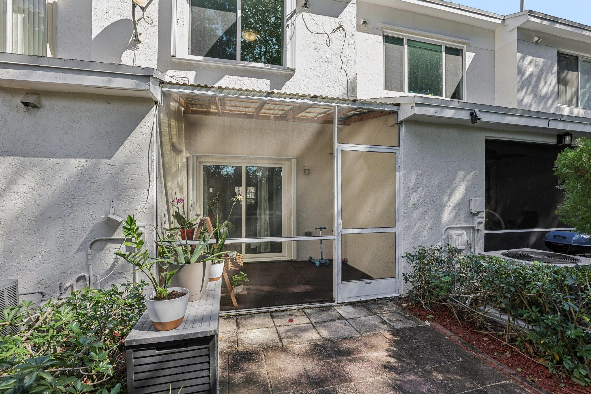 SANIBEL - Residential