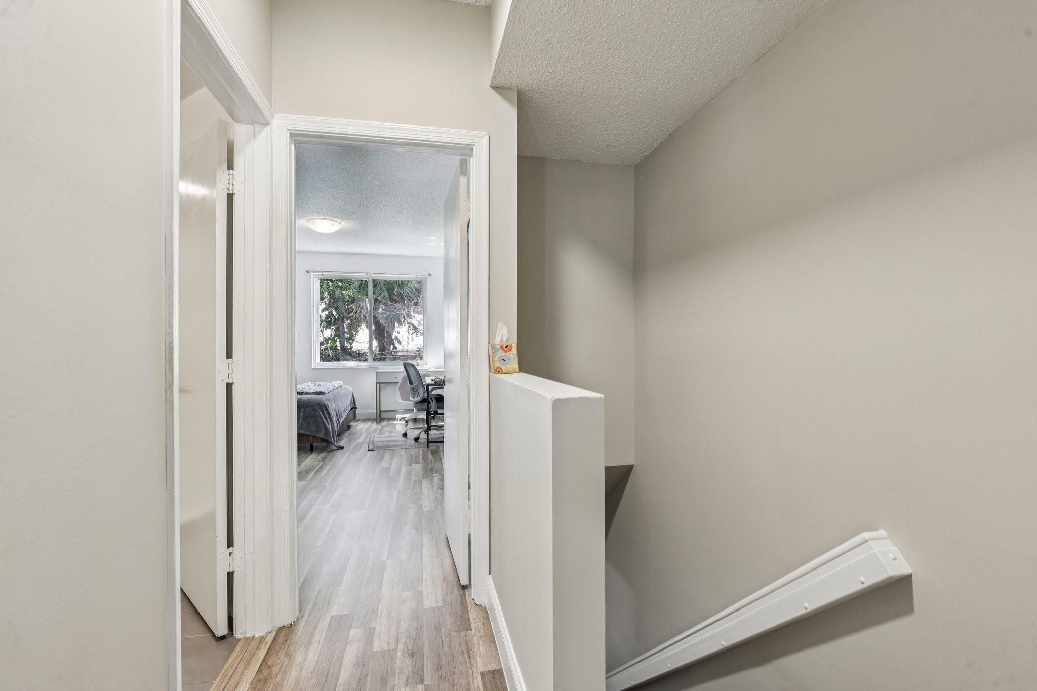 SANIBEL - Residential