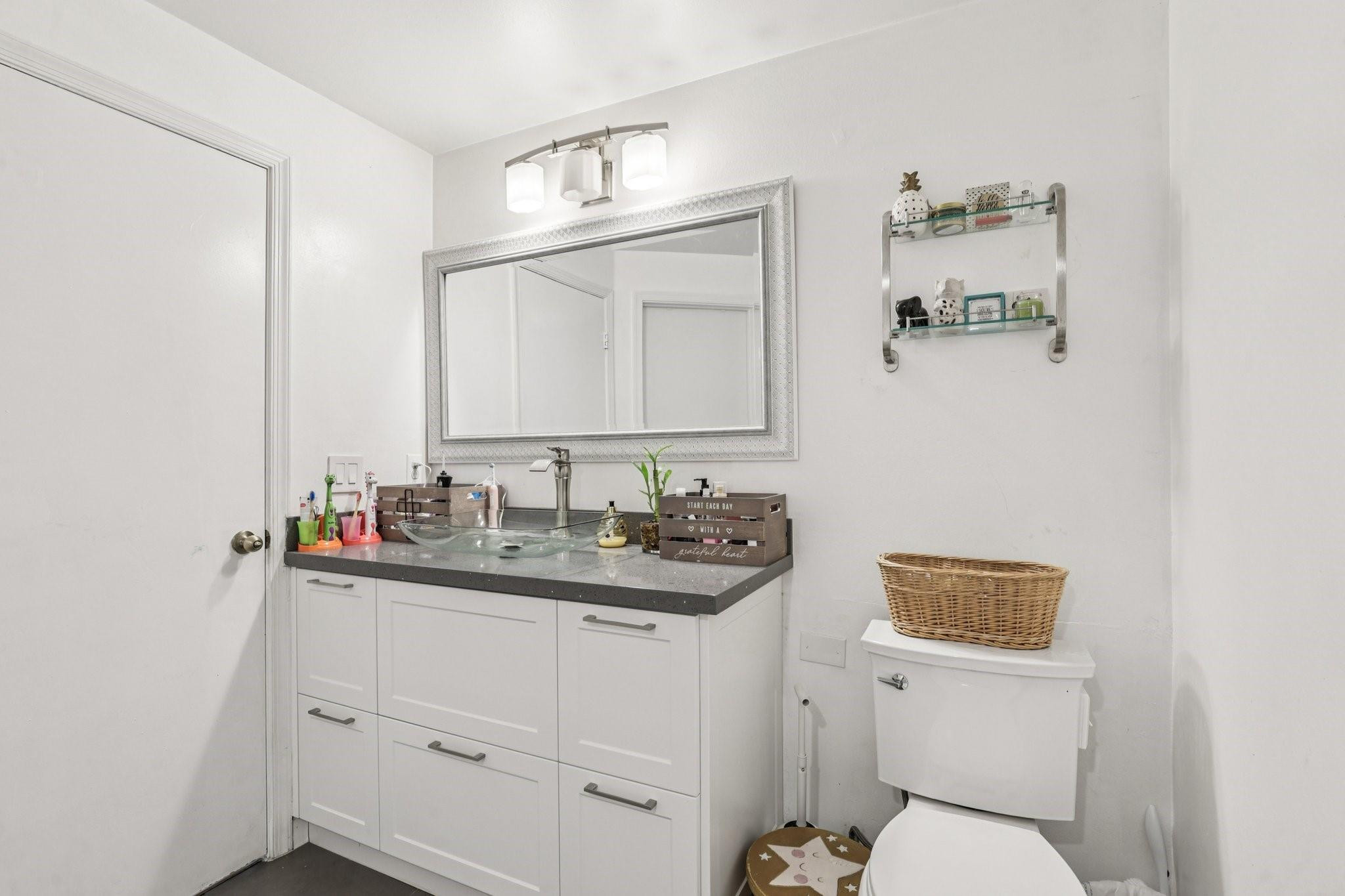 SANIBEL - Residential