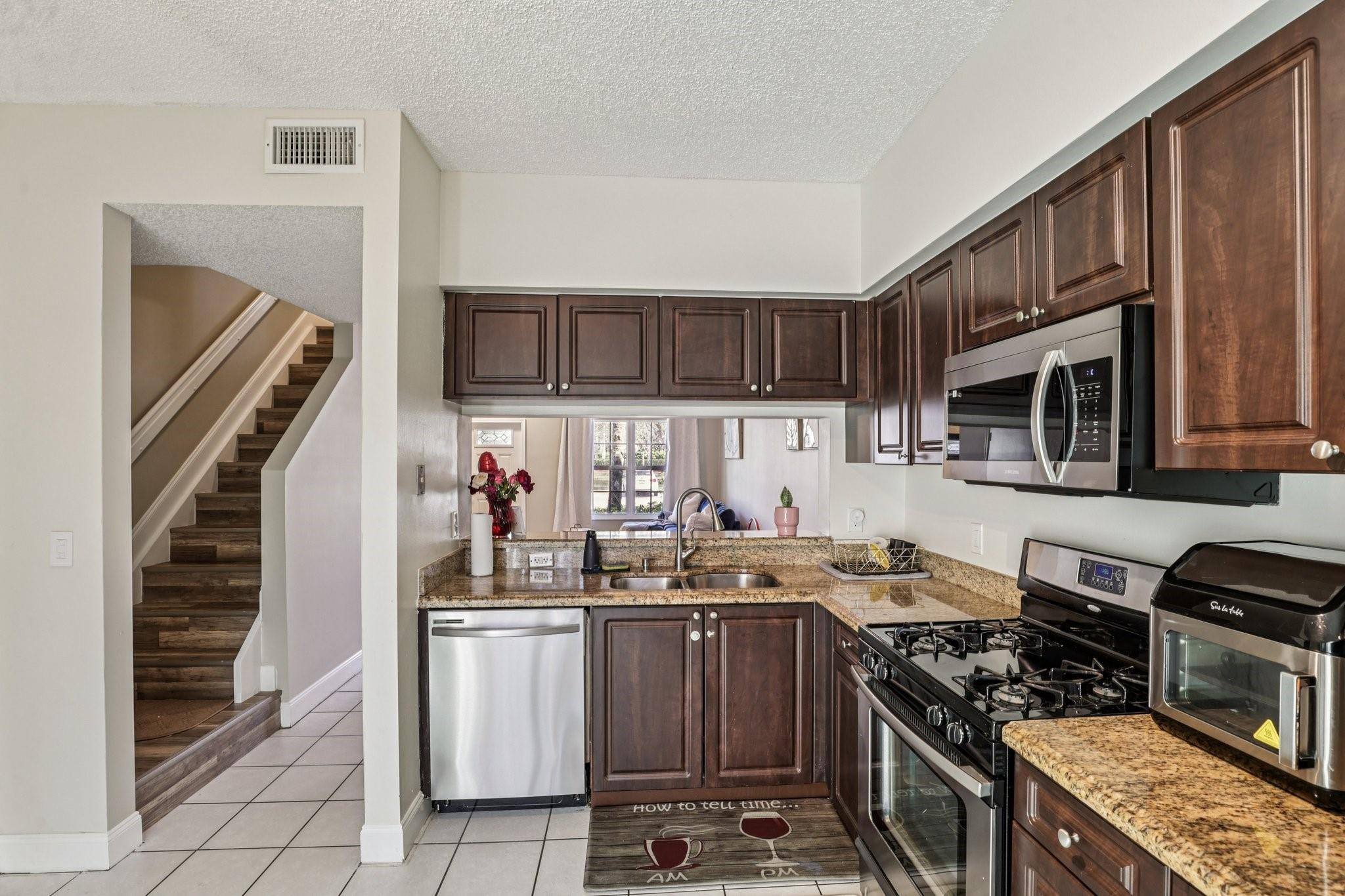 SANIBEL - Residential