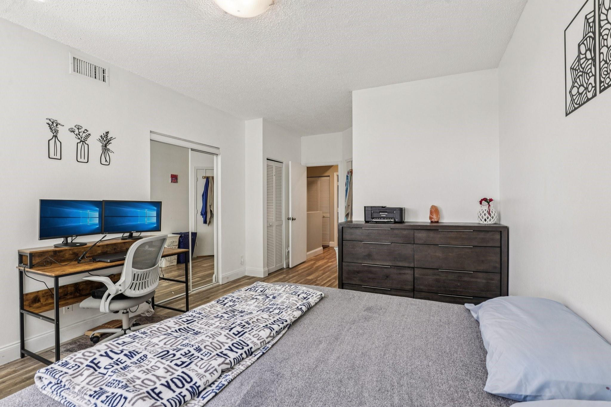 SANIBEL - Residential