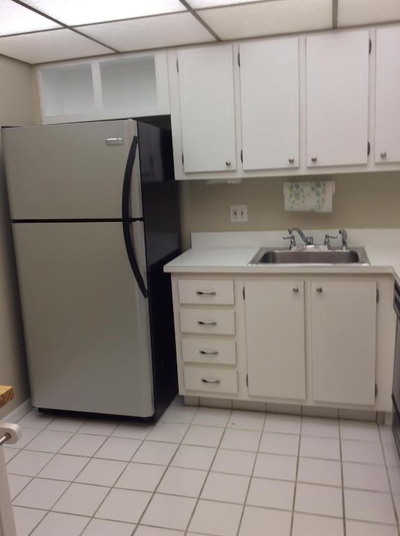 BREAKWATERS OF THE PALM BEACHES CONDO - Residential