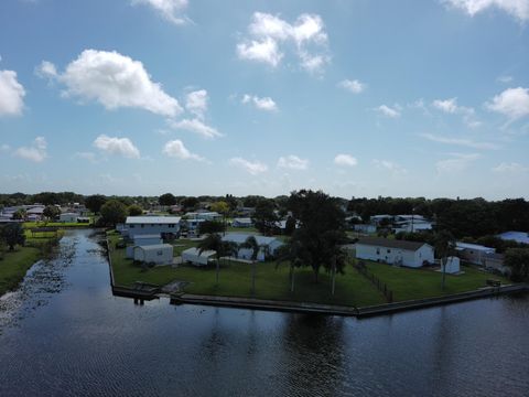 A home in Okeechobee