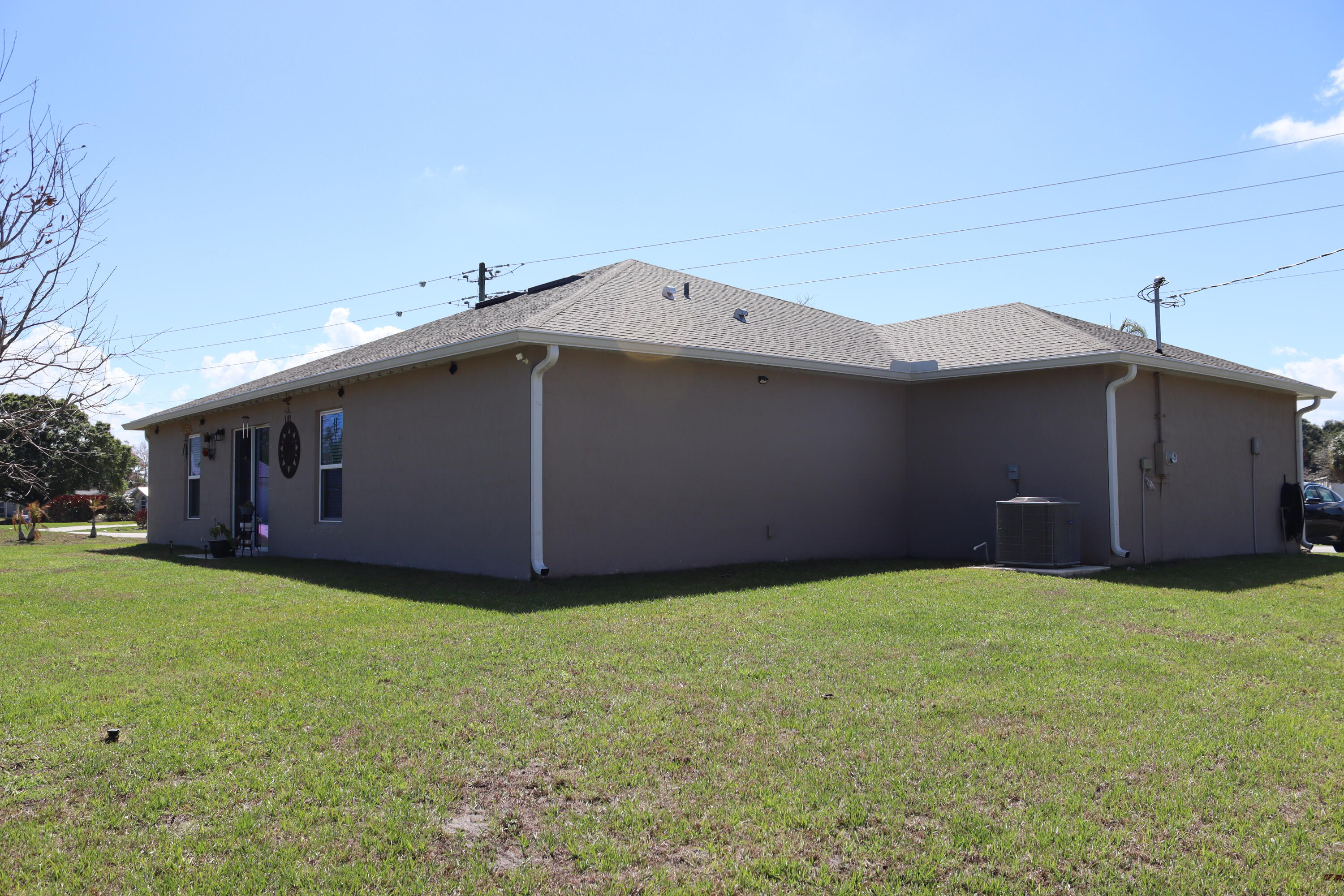 PORT ST LUCIE SECTION 10 - Residential