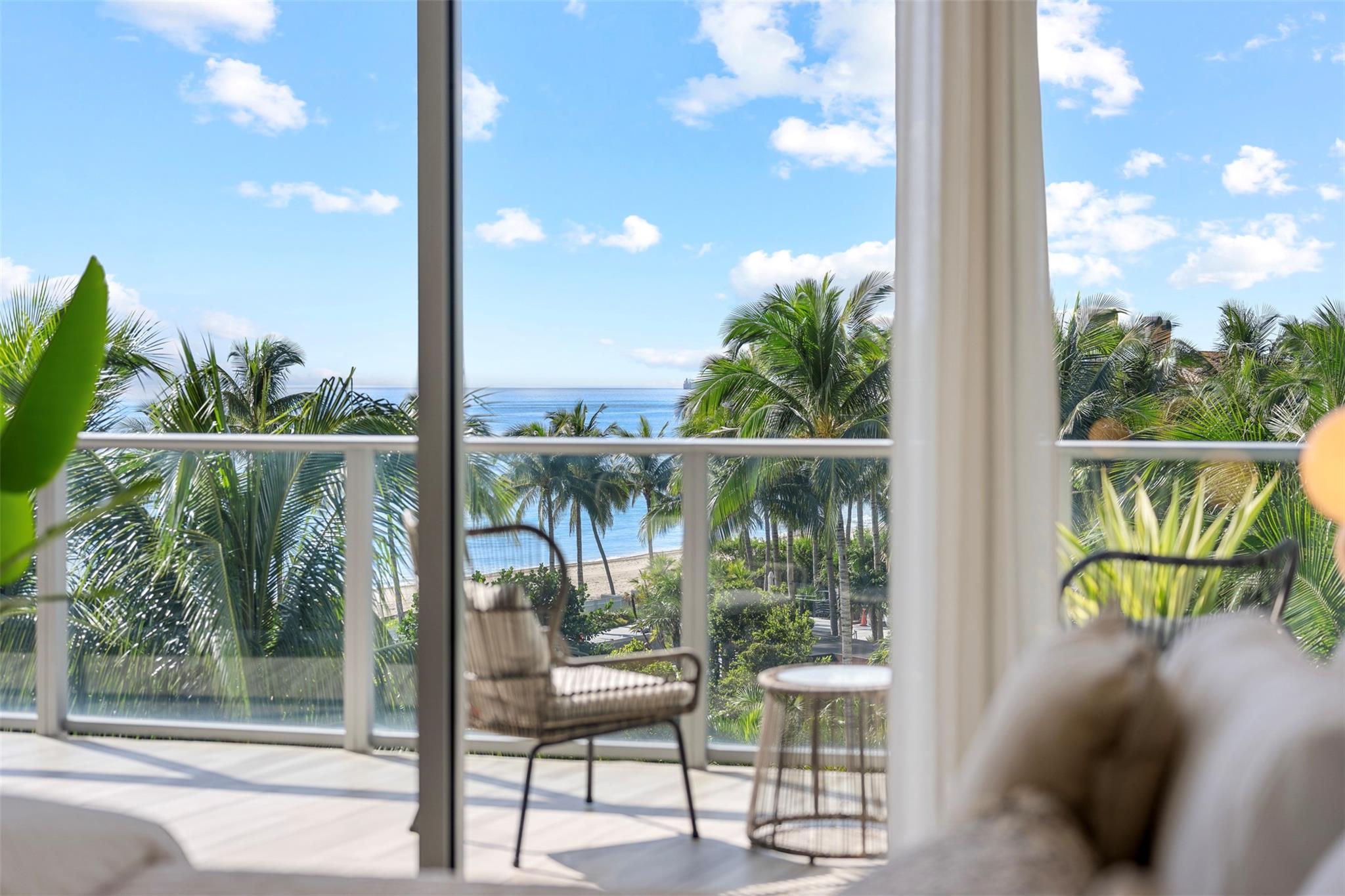 AUBERGE BEACH RESIDENCES - Residential