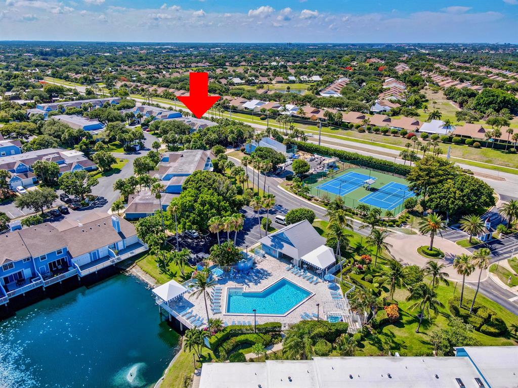 VILLAS OF OCEAN DUNES 4 - Residential