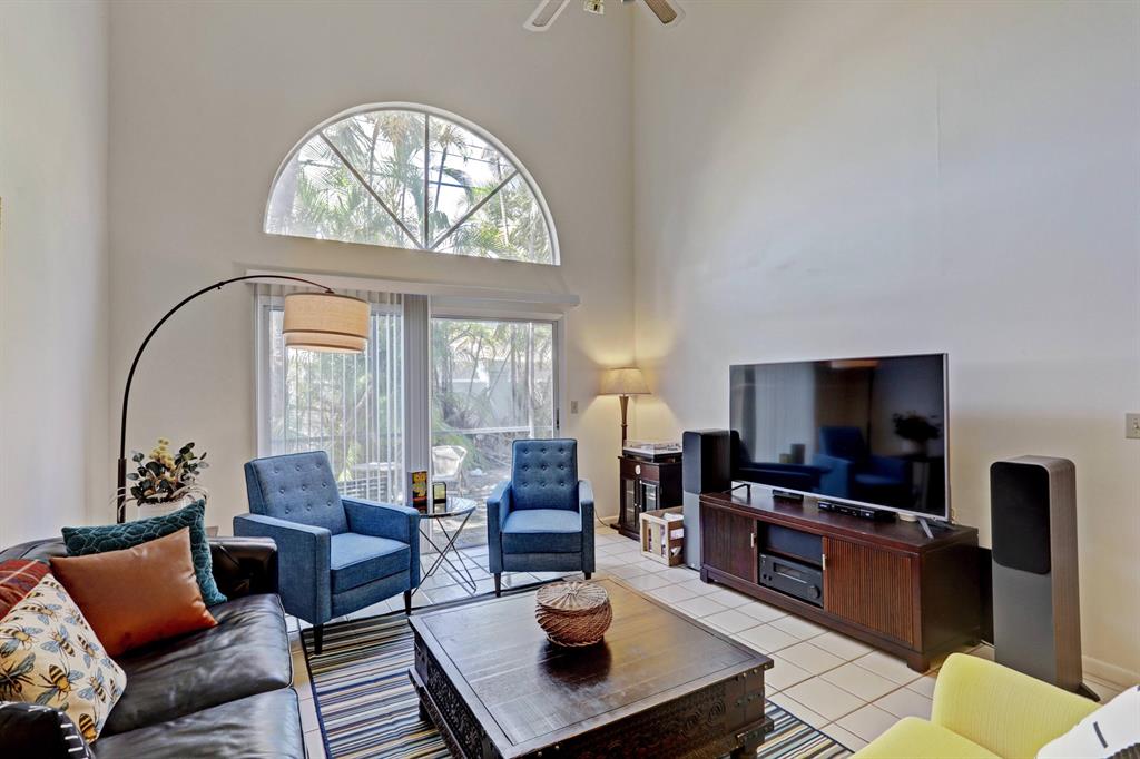 VILLAS OF OCEAN DUNES 4 - Residential