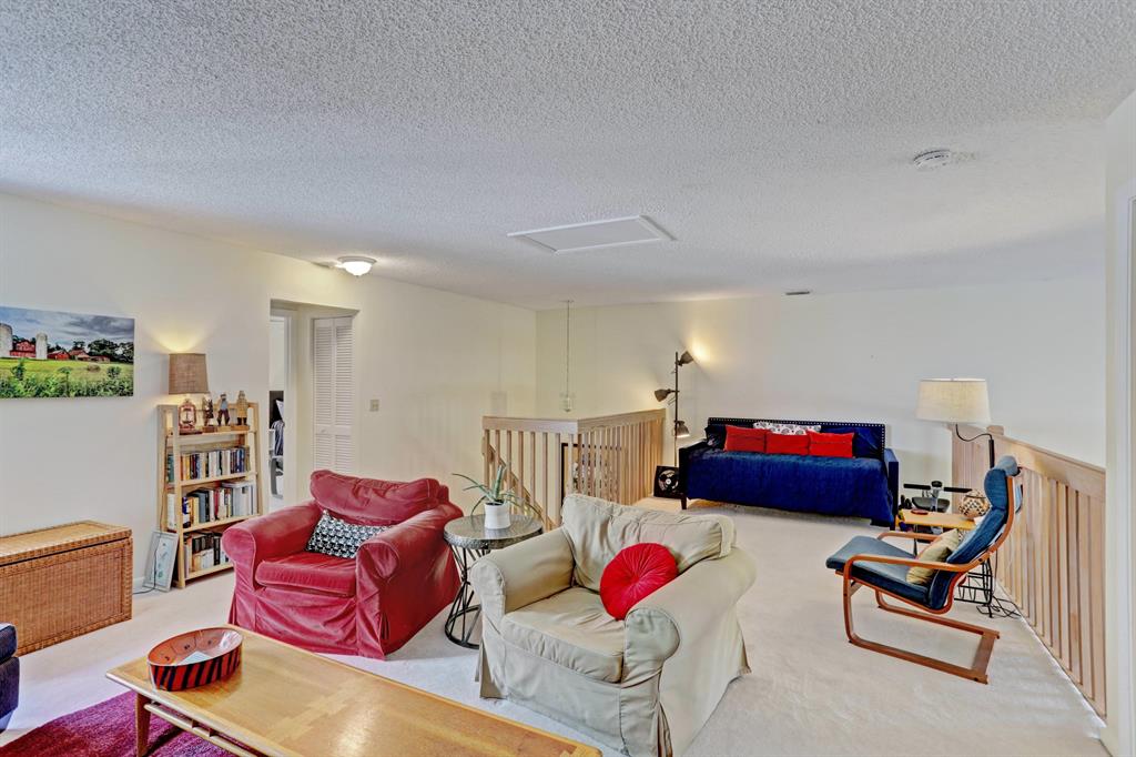 VILLAS OF OCEAN DUNES 4 - Residential