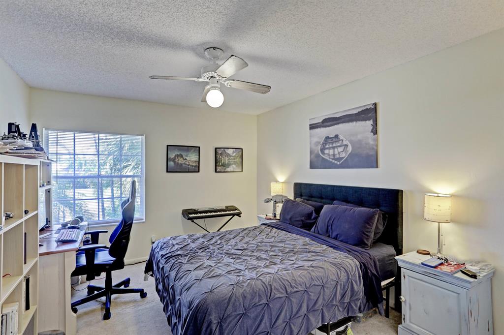 VILLAS OF OCEAN DUNES 4 - Residential