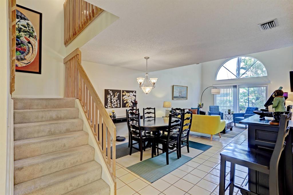 VILLAS OF OCEAN DUNES 4 - Residential