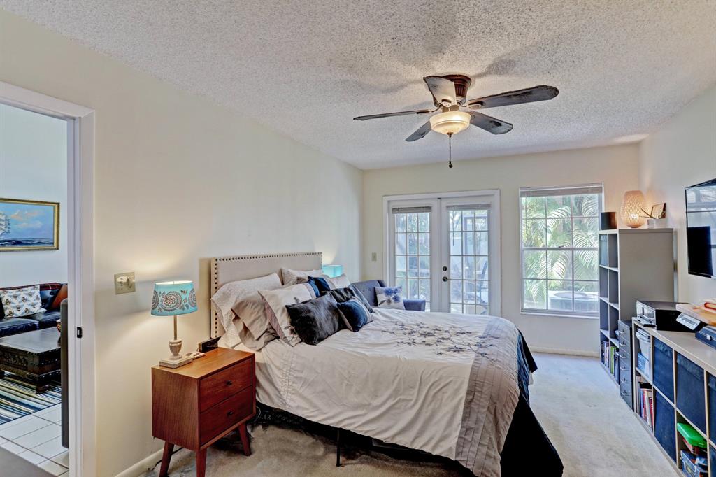 VILLAS OF OCEAN DUNES 4 - Residential