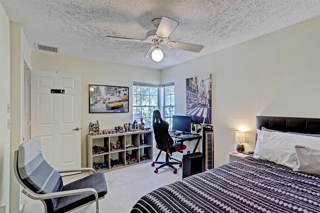 VILLAS OF OCEAN DUNES 4 - Residential