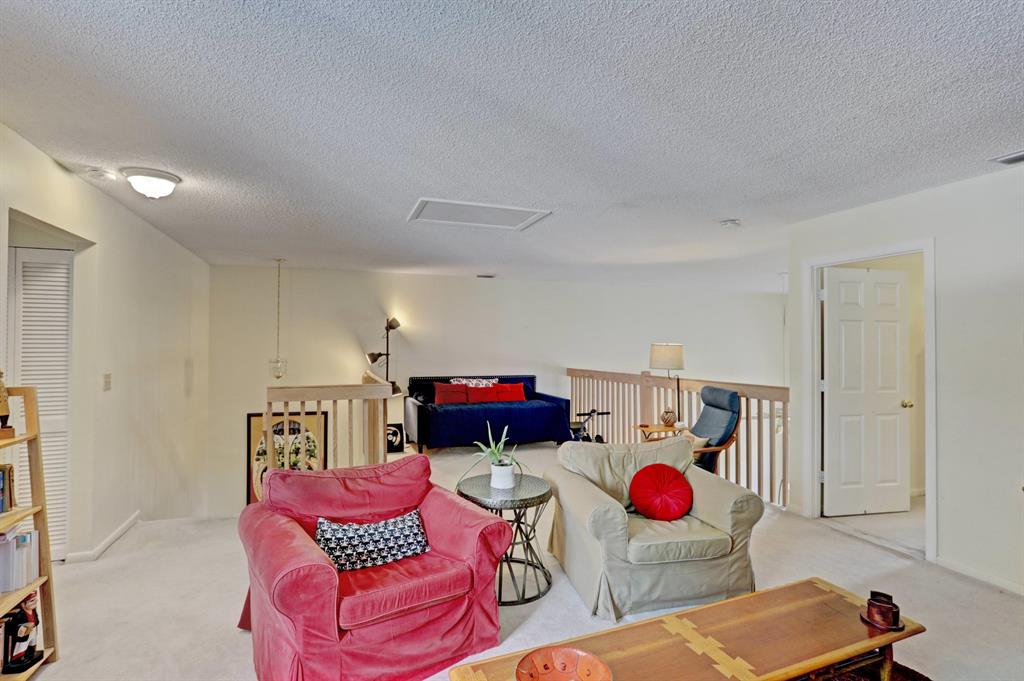 VILLAS OF OCEAN DUNES 4 - Residential