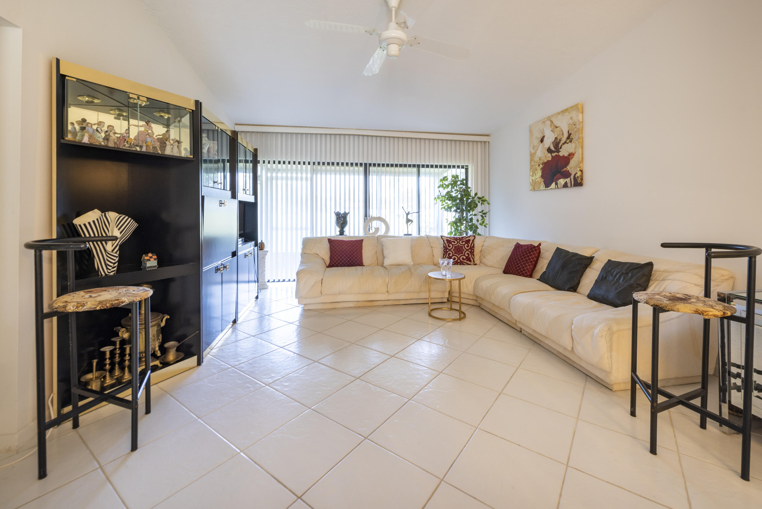 WEDGEWOOD CONDOMINIUM - Residential