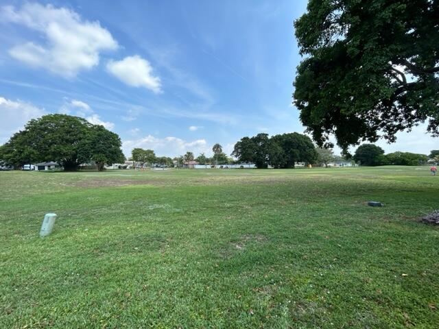 WEDGEWOOD CONDOMINIUM - Residential