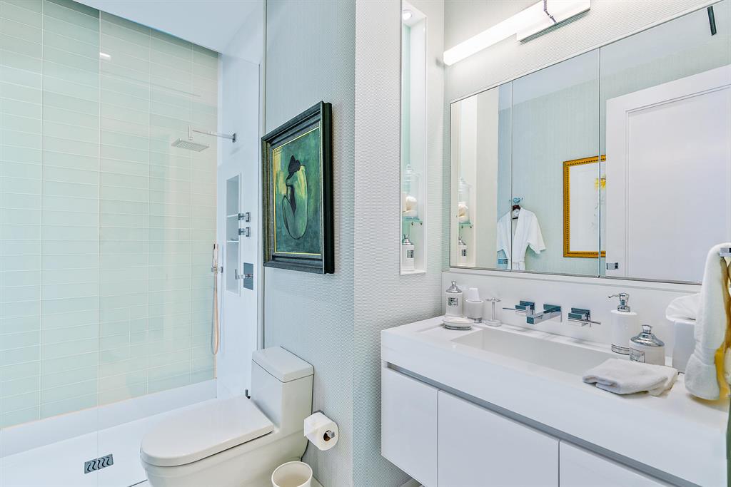 NORTH SHORE - Residential