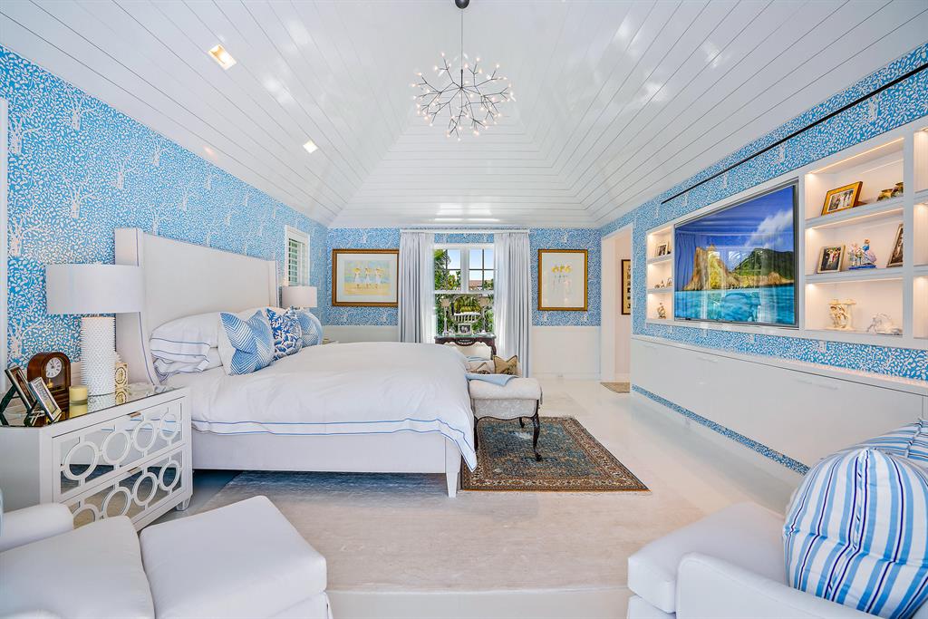 NORTH SHORE - Residential