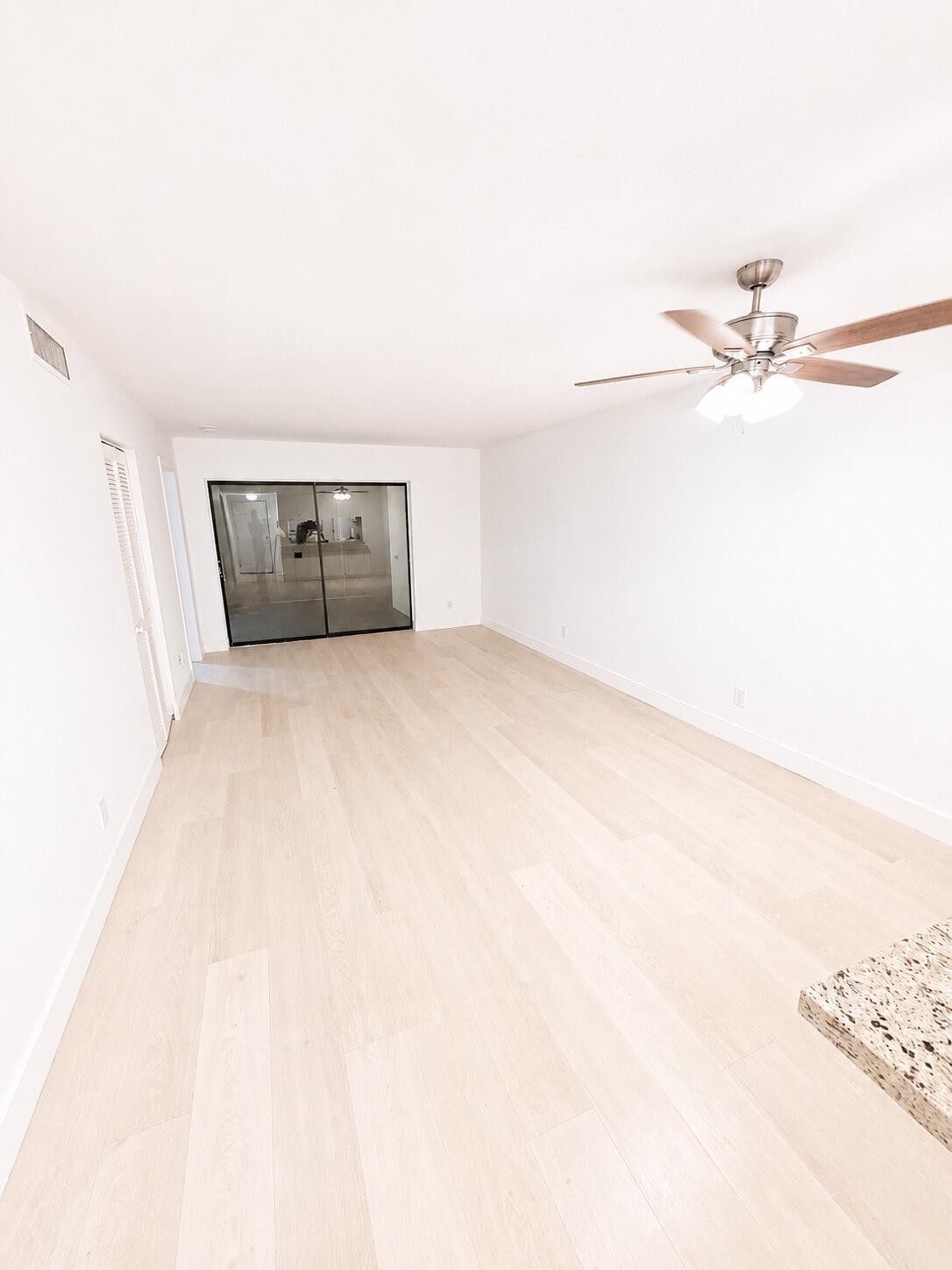 3399 Foxcroft Road 206