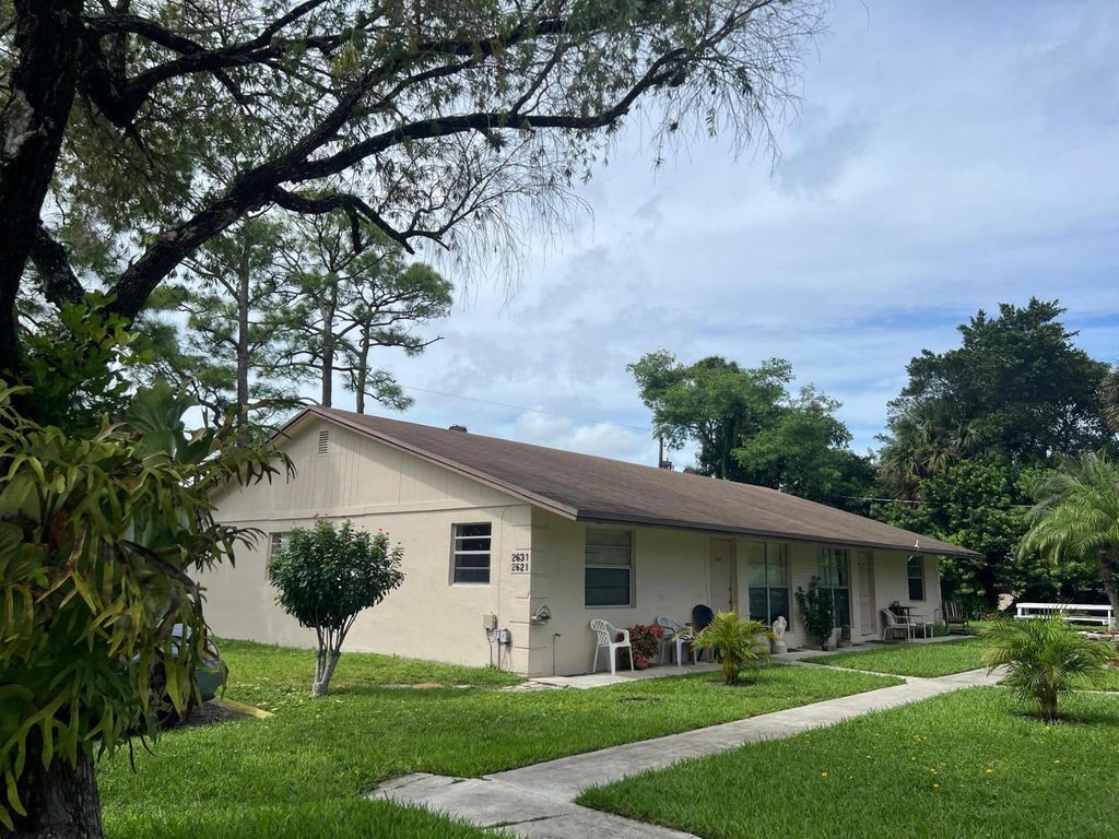 Photo of 2621 SE Clayton Street, Stuart, FL 34997 (MLS # R11131729)