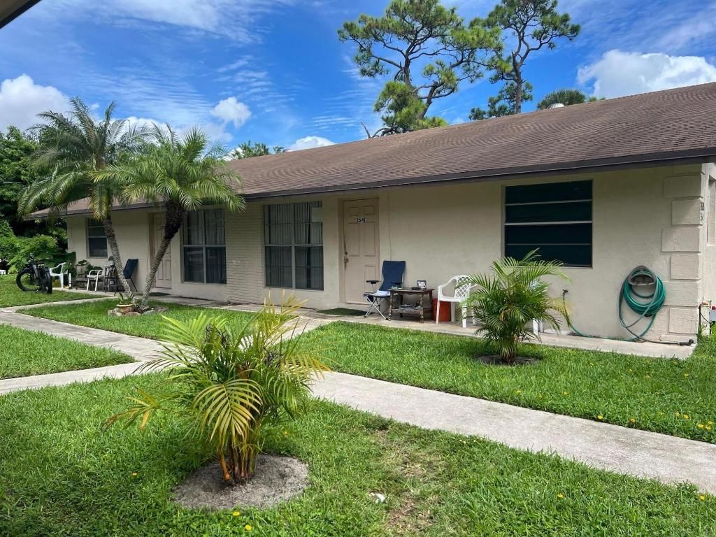 Photo of 2621 SE Clayton Street, Stuart, FL 34997 (MLS # R11131729)