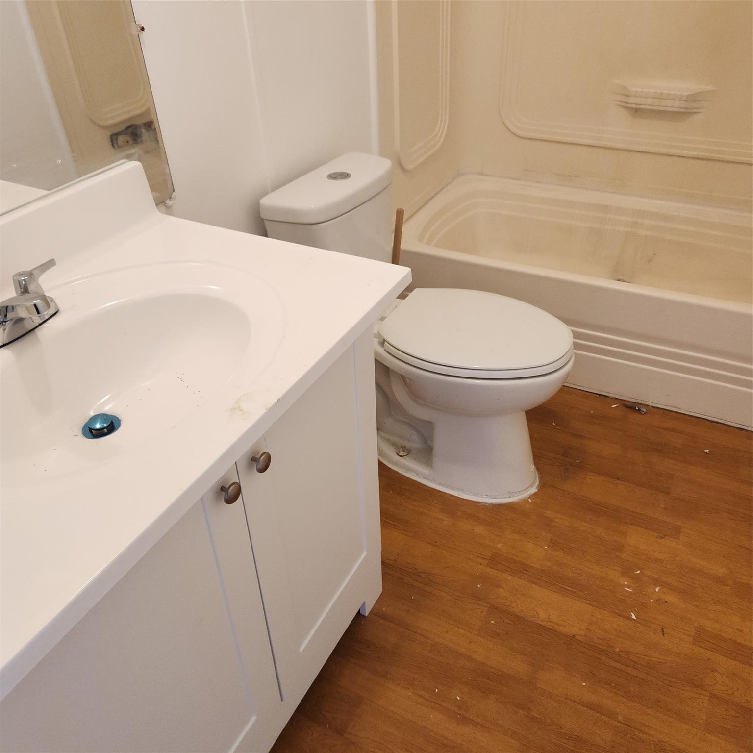 Watergate Mobile Home Est - Residential Lease