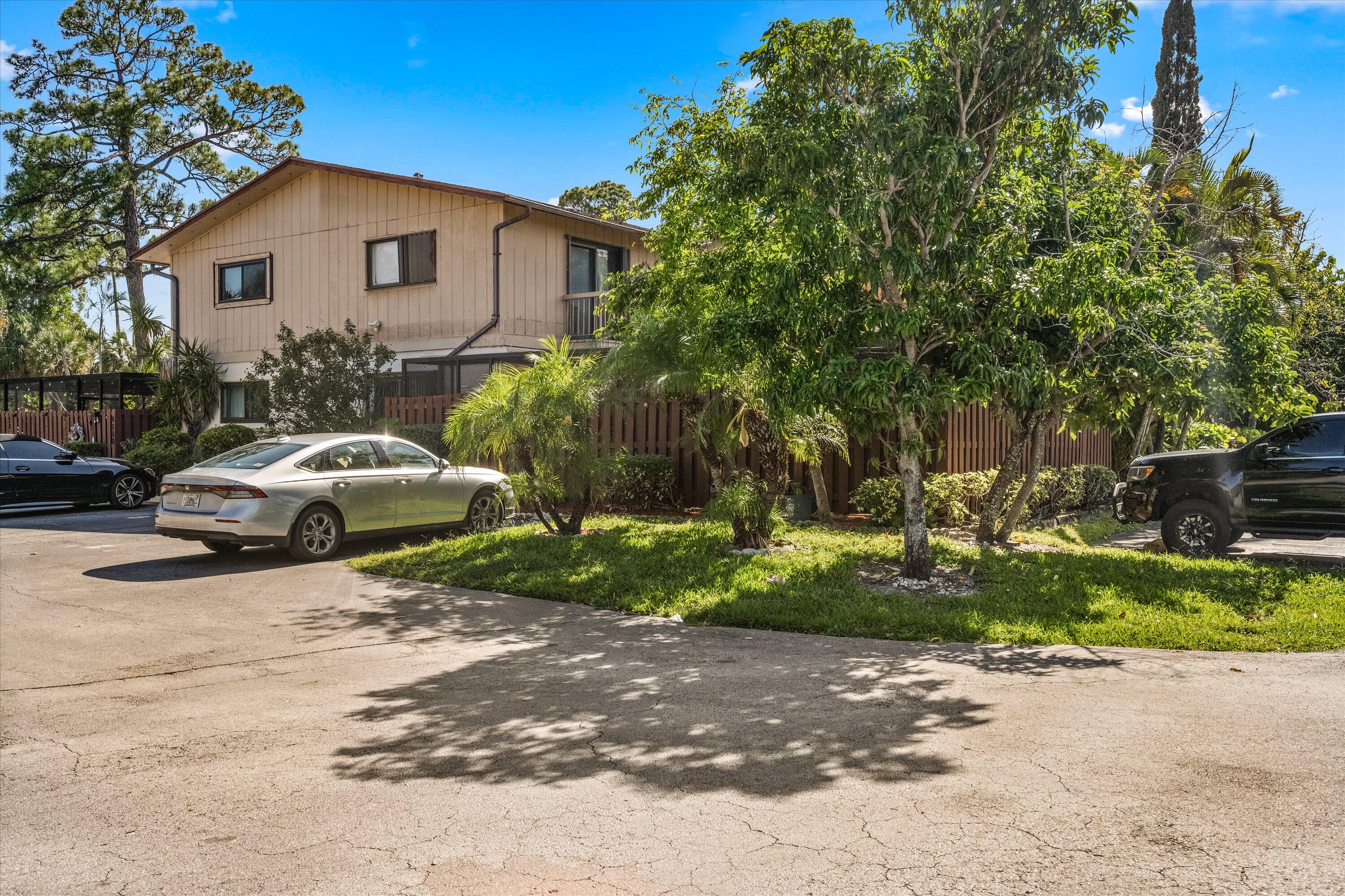 COUNTRYSIDE TOWNHOMES 2 - Residential