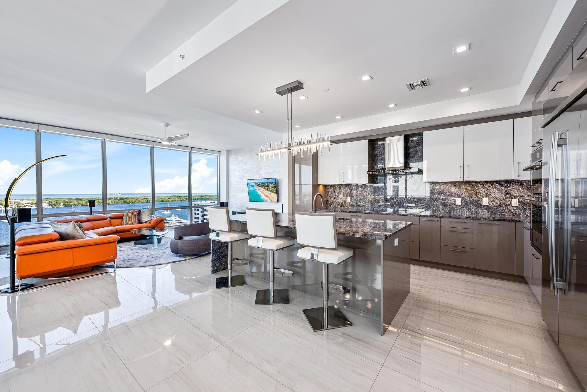 3 Water Club Way 1401