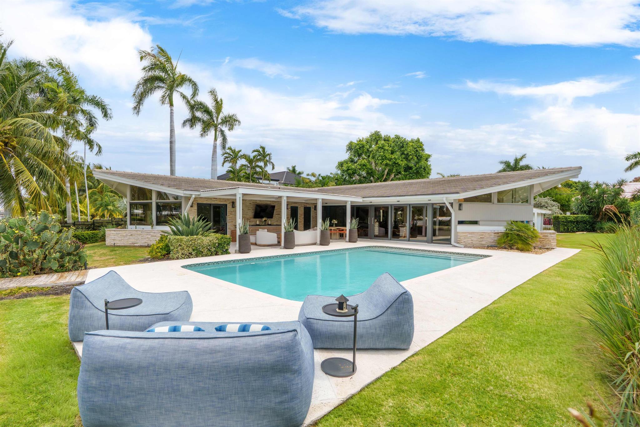 Coral Ridge - Residential