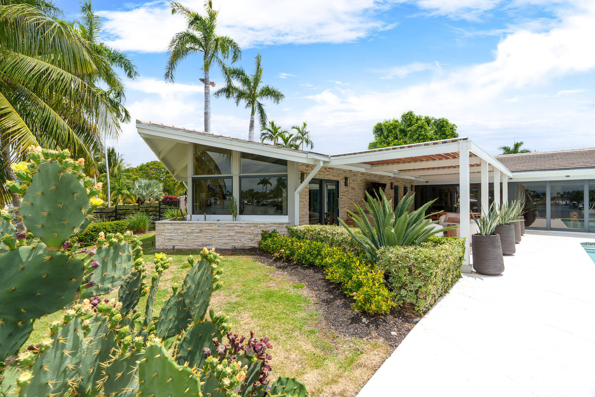 Coral Ridge - Residential