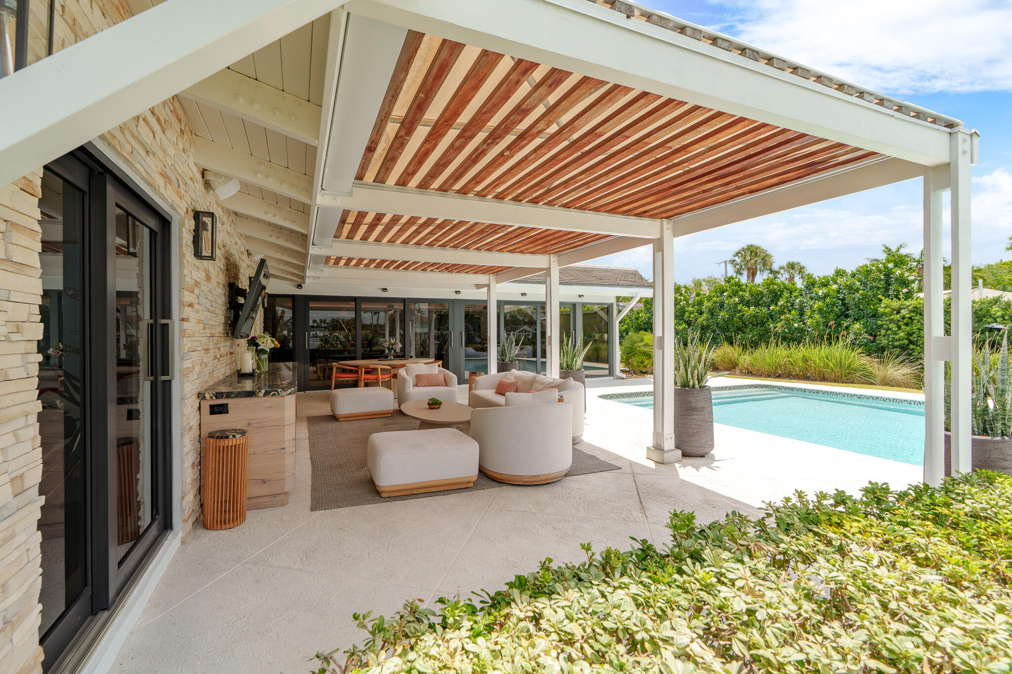 Coral Ridge - Residential