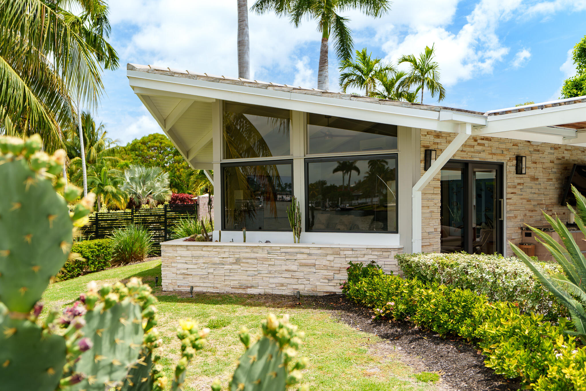 Coral Ridge - Residential