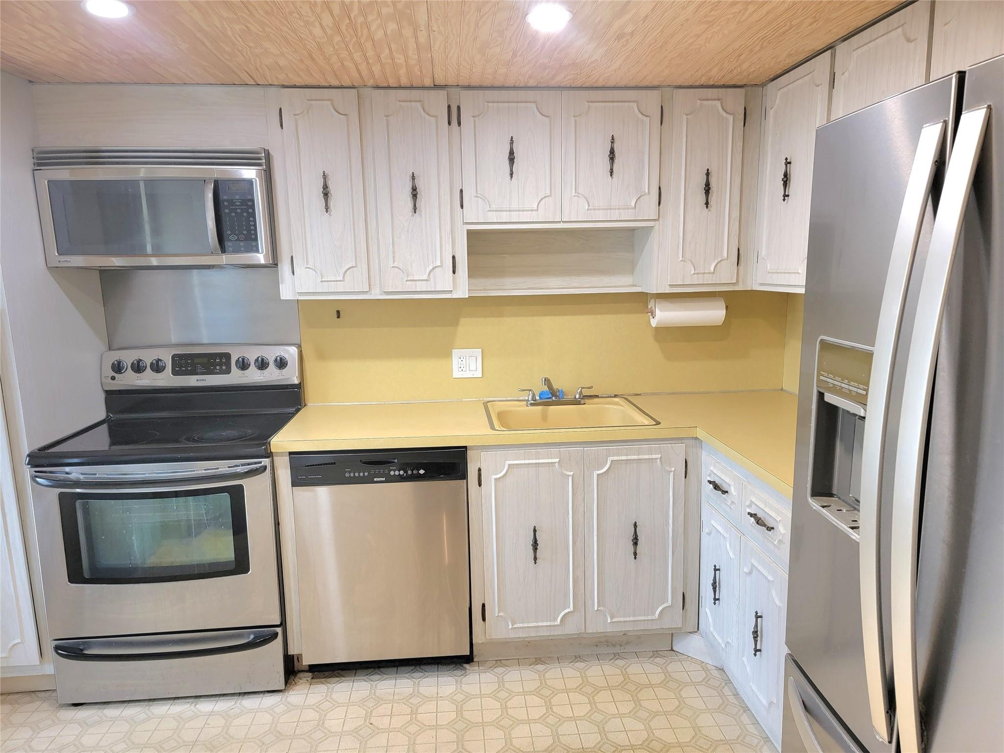 Palm Aire - Residential