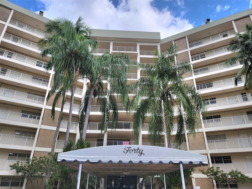 Third floor 2/2 Condo with a beautiful lake view. Updated bathrooms. Large screened balcony. The unit needs floor replacement and a new AC. Kitchen could use some updating. Priced accodingly. Unique opportunity for buyer to add his personal touches. Centrally located in the Palm-Aire community with pools, tennis, gym and more. 15 minutes to the beach. Golf on site. Foreign Seller. Buyer to sign FIRPTA Affidavit.