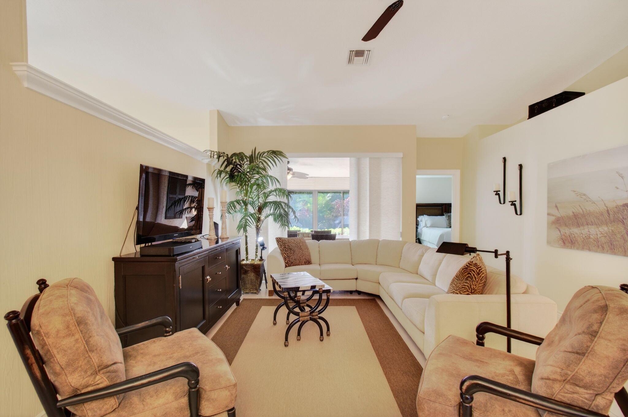 WINDWARD PALM BEACH - Residential